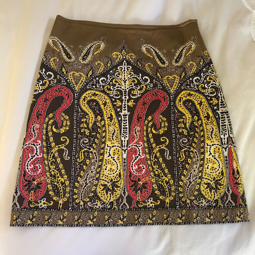 Elie Tahari Paisley Skirt - size 4 - beautiful!